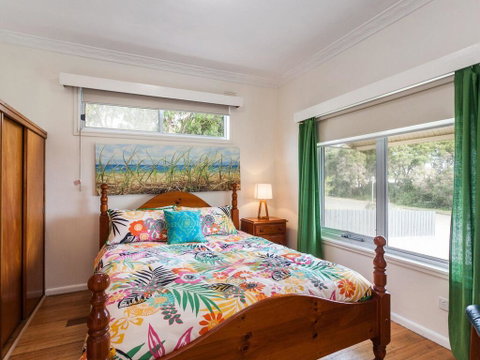 OCEAN SOUNDS - Anglesea - Accommodation Rockhampton 3