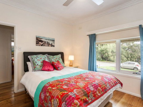OCEAN SOUNDS - Anglesea - Accommodation Rockhampton 1