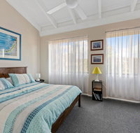 Ocean St Holiday Apartment - Accommodation Rockhampton