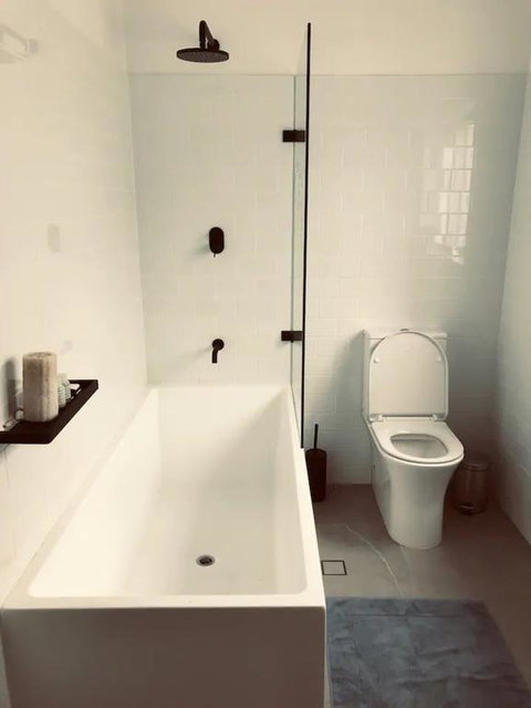 Ocean Views 2 Bedroom Apartment - Accommodation Rockhampton 3