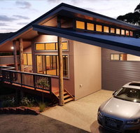 Ocean Islands  Whales  - Accommodation Rockhampton