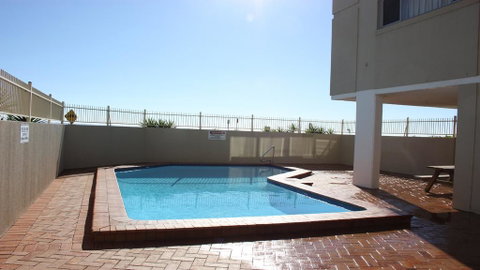Oceanic 1 - On Forster Main Beach! - Accommodation Rockhampton 3
