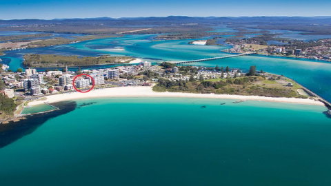 Oceanic 10 -On Forster Main Beach! - Accommodation Rockhampton 0