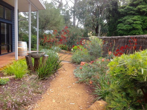 Old Dairy Cottage - Accommodation Rockhampton 3