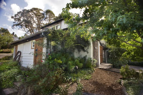 Old Leura Dairy - Accommodation Rockhampton 3