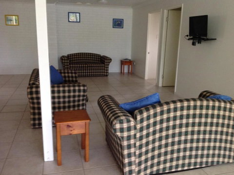 Orchid Beach Apartments - Accommodation Rockhampton 1