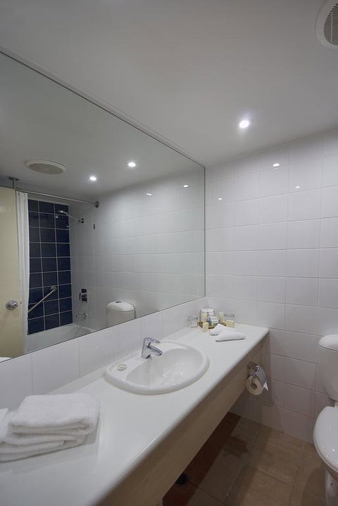 Outback Pioneer Hotel - Accommodation Rockhampton 3