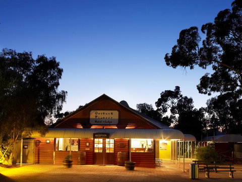 Outback Pioneer Hotel - Accommodation Rockhampton 0