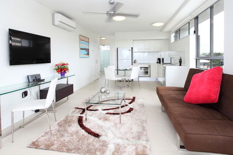 PA Apartments - Accommodation Rockhampton 0
