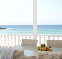 Pa's Beach House - Apartment 1 - Accommodation Rockhampton