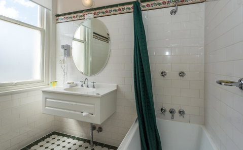 Palais Royale - Accommodation Rockhampton 2