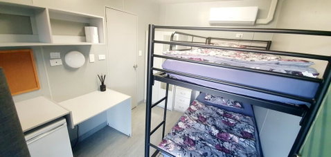 Palm Tree Backpackers - Accommodation Rockhampton 1