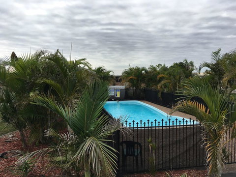 Palm Valley Motel - Accommodation Rockhampton 2