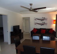 Palmgrove 2 - Rainbow Beach Pet Friendly Fully Fenced Air Conditioned Five Minutes To Beach - Accommodation Rockhampton