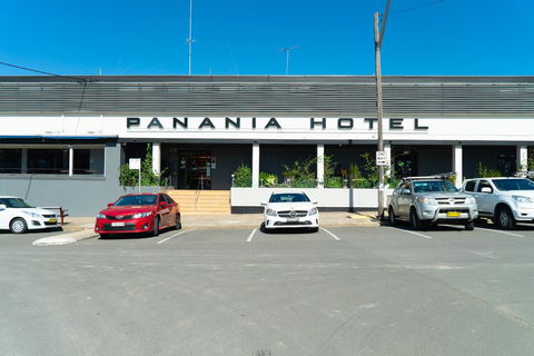 Panania Hotel - Accommodation Rockhampton 0