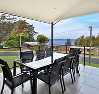 Panorama  the Lake - Pet Friendly - 15 Mins to Hyams Beach - Accommodation Rockhampton