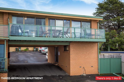 Panoramic Townhouses By Lisa - Accommodation Rockhampton 3