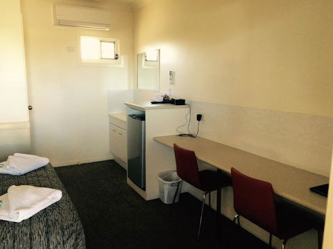 Park Avenue Hotel Motel - Accommodation Rockhampton 2