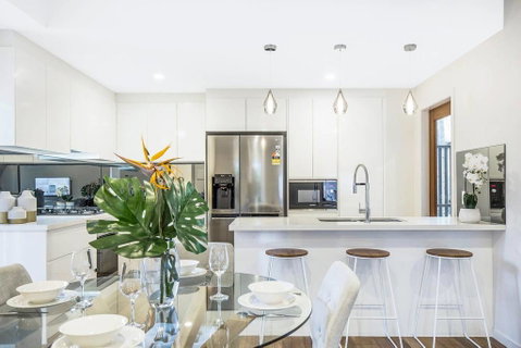 Park Avenue Townhouse Retreat Brisbane Sleeps 10 - Accommodation Rockhampton 1