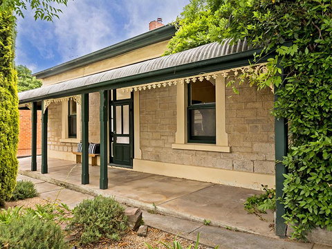Pembury Cottage - Accommodation Rockhampton 0