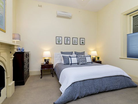 Pembury Cottage - Accommodation Rockhampton 2