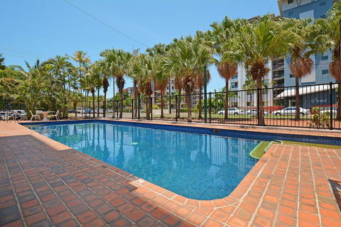Peninsular Apartments - Accommodation Rockhampton 1