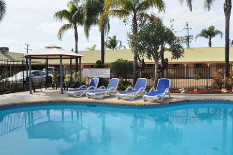 Pinjarra Resort - Accommodation Rockhampton 2