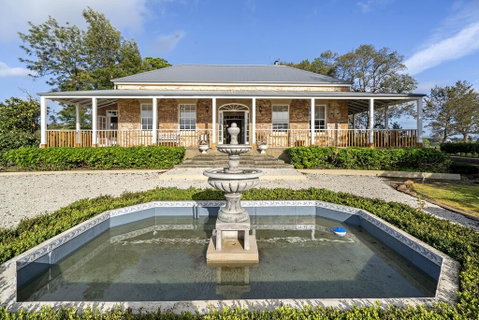 Pointe Rapide Estate - L'abode Accommodation - Accommodation Rockhampton 0