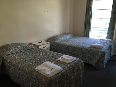 Port Macquarie Hotel - Accommodation Rockhampton 1