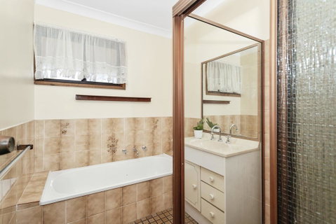 Powell 1A - Accommodation Rockhampton 1