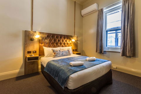 Pretoria Hotel - Accommodation Rockhampton 0