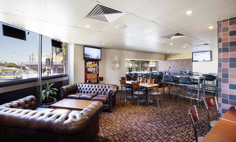 Prince Of Wales Hotel - Accommodation Rockhampton 3