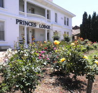 Princes Lodge Motel - Accommodation Rockhampton