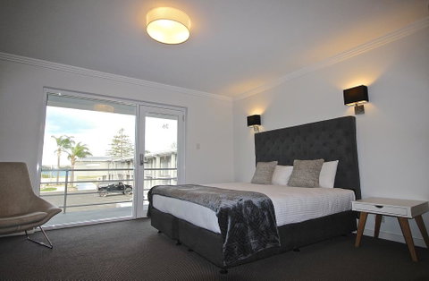 Quays Hotel - Accommodation Rockhampton 1