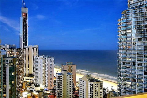Queensland's Tallest Resort Hamilton Avenue Surfers Paradise - Accommodation Rockhampton 3