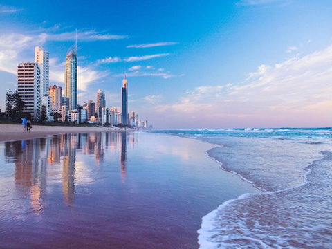 Queensland's Tallest Resort Hamilton Avenue Surfers Paradise - Accommodation Rockhampton 0