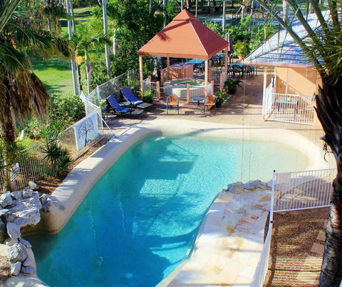 Rainbow Sands Resort - Accommodation Rockhampton 2