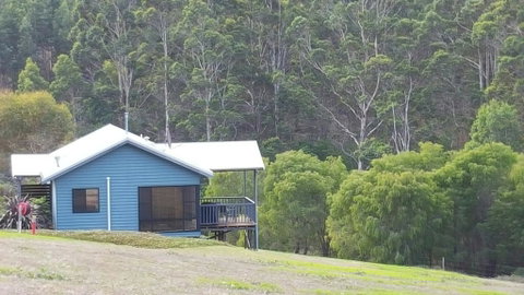Rainbow Trail Chalets - Accommodation Rockhampton 0