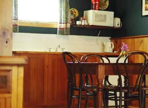 Red Brier Cottage Accommodation - Accommodation Rockhampton 2