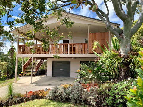 Relax & Unwind - Accommodation Rockhampton 0