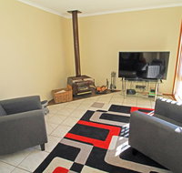Relax and Unwind in Badgee - Accommodation Rockhampton