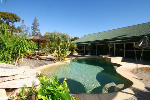 Relaxin - Accommodation Rockhampton 1