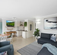 Renovated Moololaba Unit 100m To Beach - Accommodation Rockhampton