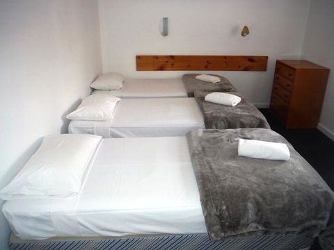 Restawile Motel - Accommodation Rockhampton 2