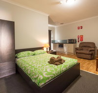 Rhodeside Lodge - Accommodation Rockhampton