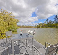 River Front Tranquil Retreat - Accommodation Rockhampton