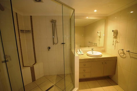 Riverdance Apartments - Accommodation Rockhampton 3
