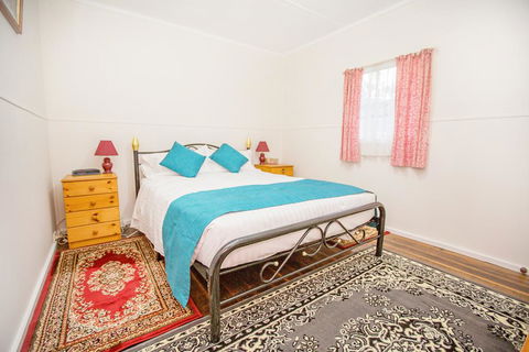 Rosedale Homestead Taranna Cottages - Accommodation Rockhampton 1
