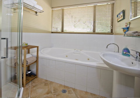 Rosewood Guesthouse - Accommodation Rockhampton 2
