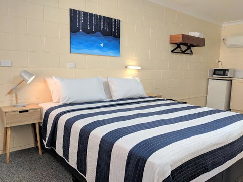 Sail Inn Motel - Accommodation Rockhampton 1
